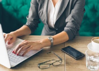Could women help overcome crypto-scepticism?